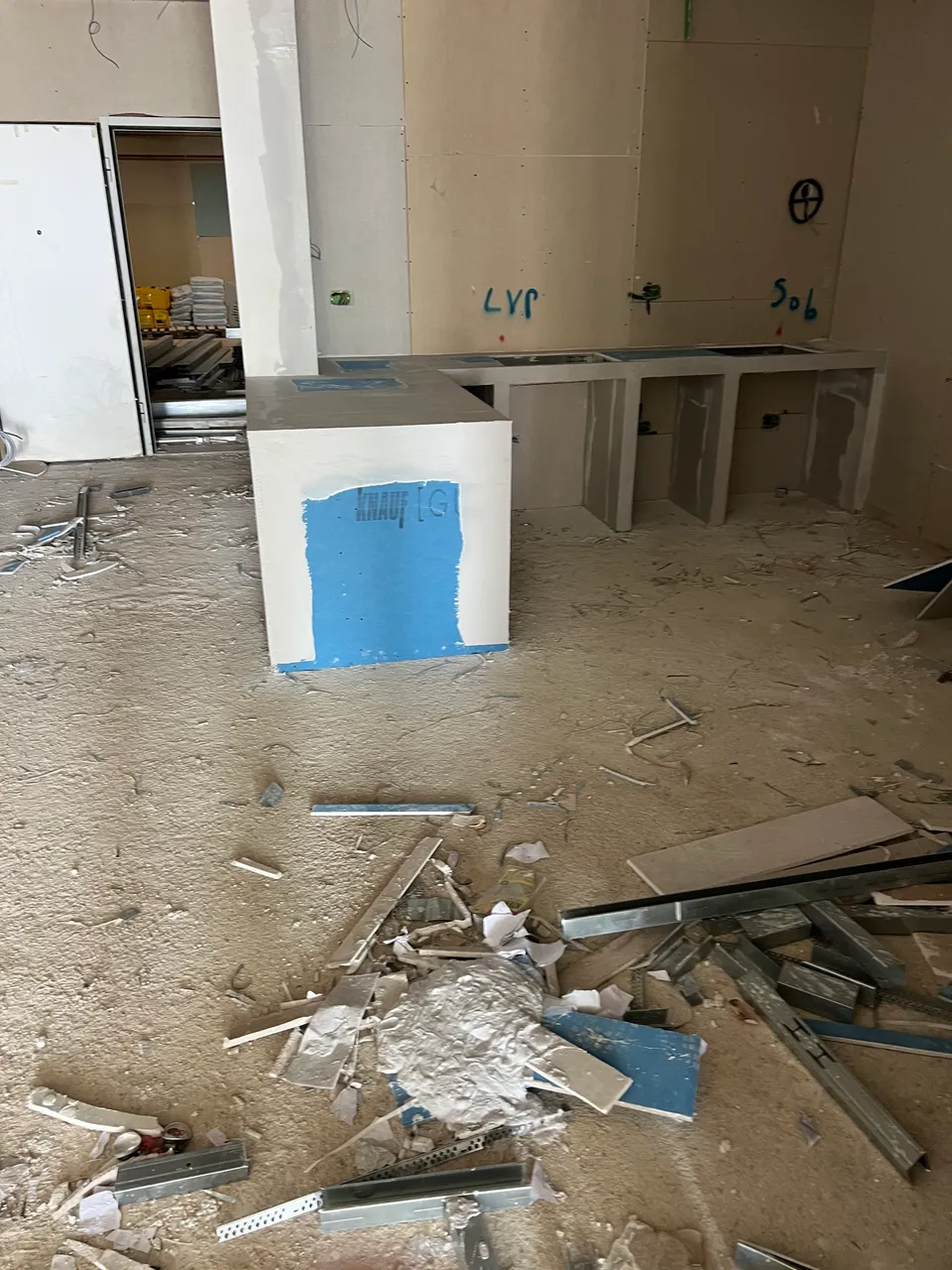 Bazament kuzhine i ndërtuar me gips